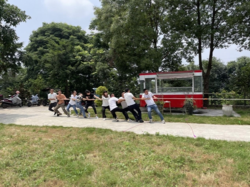 �����l(f��)չ��˾���ж��^�M(j��n)�����h������������l(f��)չ��˾�_չ����(hu��)���(d��ng)